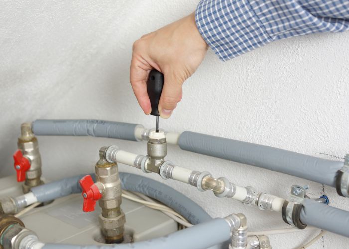diagnosing plumbing issues for businesses in Hollywood FL